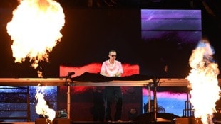 Lost Frequencies aus Belgien war das absolute Highlight des DJ-Reigens. Seine Fans tanzten und ...