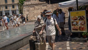 In Griechenland müssen die Menschen derzeit mit 44 Grad Celsius und mehr rechnen.