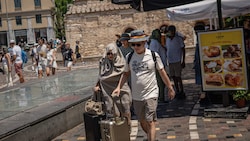 In Griechenland müssen die Menschen derzeit mit 44 Grad Celsius und mehr rechnen.