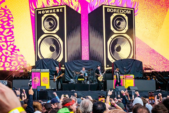 Eine Offenbarung, nicht nur für Punk-Fans: die kultigen Sex Pistols mit dem jungen Sänger Frank ...