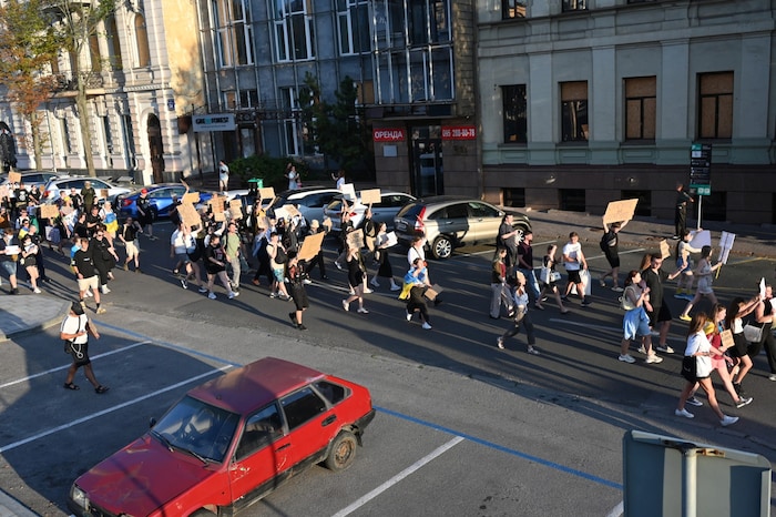 Demonstranten zogen am Donnerstag durch die ukrainische Hauptstadt.