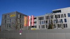 Der Salzburger Kran-Hersteller kämpft mit Umsatz- und Gewinnrückgang.