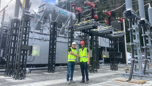 Ranninger (li.) und Schupfer im Umspannwerk Matrei.