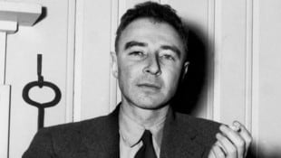 Physiker Robert Oppenheimer gehört zu den wichtigsten Schlüsselfiguren der jüngeren ...
