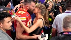 Travis Kelce und Taylor Swift sind so verliebt – und jetzt dürfen es auch die Fans auf Instagram ...