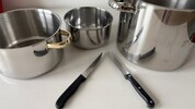 Das rumänische Trio bot Töpfe und Messer zu überhöhten Preisen an. (Symbolbild)