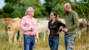 Österreichs profundester Bio-Experte , Andreas Kranzler (re.), besuchte die Familie Harbich im ...
