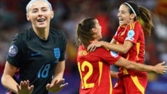 Chloe Kelly kracht auf Aitana Bonmati.