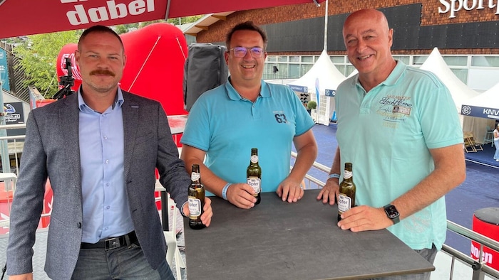 V. li.: Thomas Schmiederer (Schülerhilfe) und Daniel Frömelt (RWF) trafen sich mit Günther ...