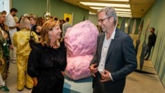 Birgit Limmert mit dem Museumsdirektor Harald Krejci