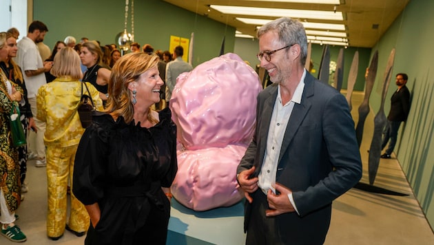 Birgit Limmert mit dem Museumsdirektor Harald Krejci