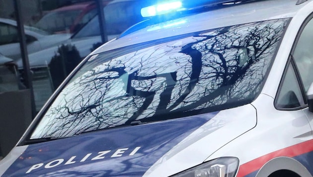 Die Polizei wurde zu dem Raubüberfall alarmiert.