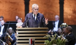 „Werte sind nur so viel wert wie die Taten, die wir für sie auch setzen“, meint Van der Bellen.