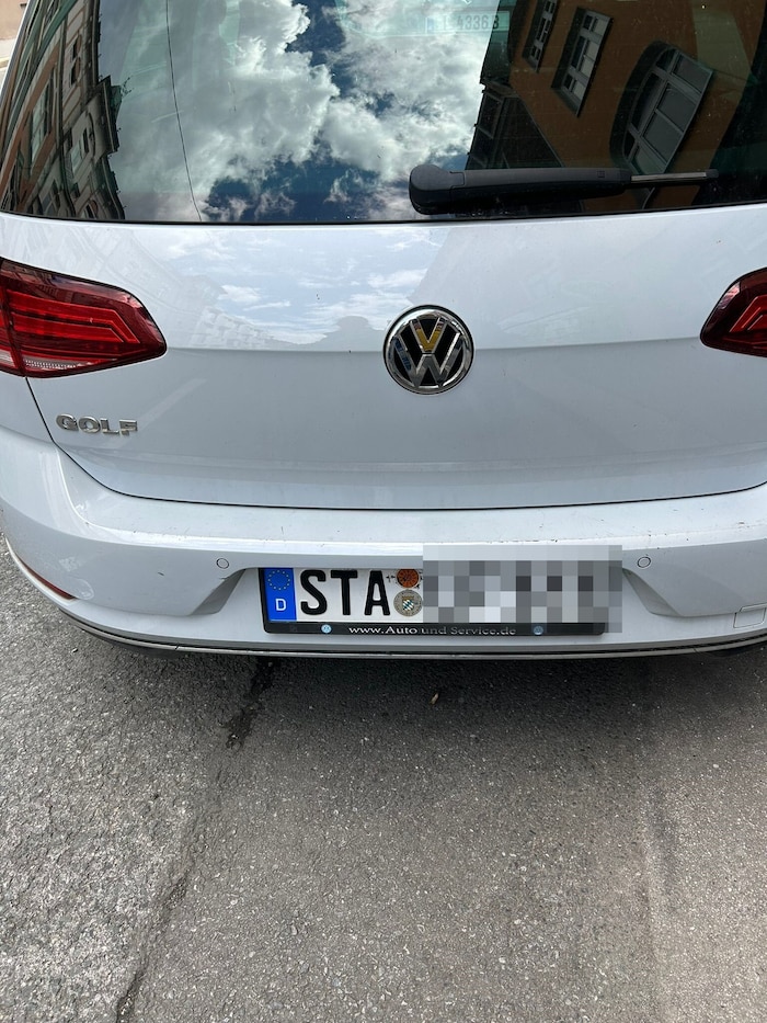 Deutscher Studenten-Pkw mit Dauerparkkarte