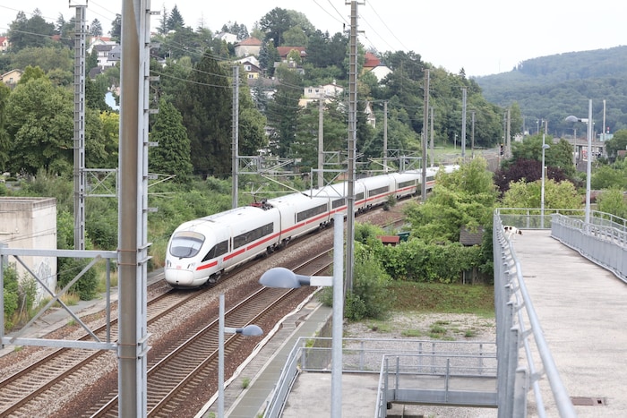 Der Ersatz-ICE der Deutschen Bahn