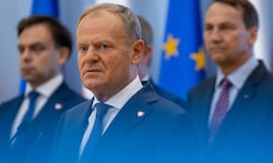 Polens Premier Tusk schwört sein Land auf harte Zeiten ein.