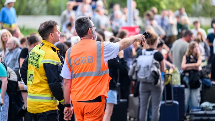 Die Evakuierung aus dem Tunnel glückte erst nach langer Verzögerung.