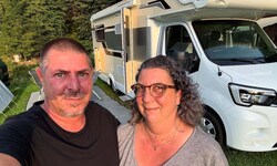 David N. und seine Frau wollten ihren silbernen Hochzeitstag in den Tiroler Bergen verbringen.