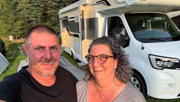 David N. und seine Frau wollten ihren silbernen Hochzeitstag in den Tiroler Bergen verbringen.