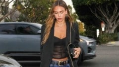 Jessica Alba ist ziemlich verknallt in ihren um elf Jahre jüngeren Schauspiel-Kollegen Danny ...