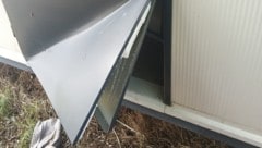 Der Einbrecher musste recht schlank sein, um da durch zu passen. 