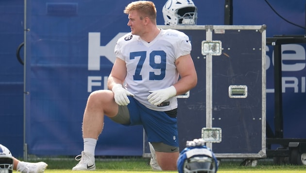 Bernhard Raimann befindet sich mit den Colts im Trainingslager.
