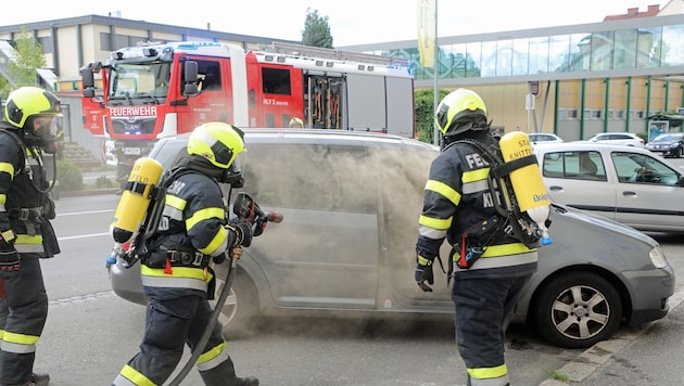 Wenige Minuten nach der Alarmierung trafen 15 Mann der Feuerwehr Knittelfeld ein.