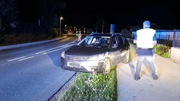 Ein Fahrer krachte in Lamprechtshausen gegen eine Betonmauer.