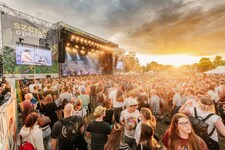 Das Szene Openair muss sich heuer kurz vor dem Start am Freitag mit Kritik zum Line Up ...