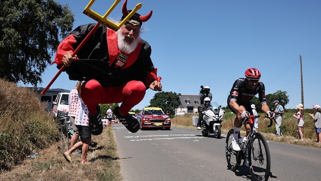 Auch der „Teufel“ Didi Senft feuerte den Klagenfurter Marco Haller in Frankreich an.