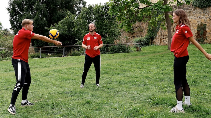 Drei Hartberger in der Team-Wäsch: Lukas Glatz, Max Thaller und Marie Bruckner (v. li.).