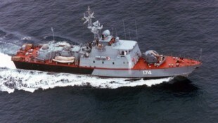 Ein solches Boot der Swjetljak-Klasse des russischen Seegrenzschutzes (Archivbild) fuhr ...