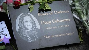 Große Trauer um Rock-Legende Ozzy Osbourne: Seine Heimatstadt Birmingham bereitet ihm einen ...