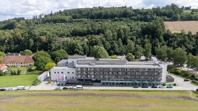 Die bereits beschlossene Schließung der Gesundheitseinrichtung in Bad Schallerbach sorgt für ...