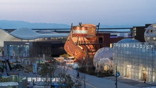 Das ist die Holzspirale in Osaka.