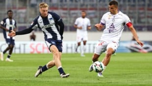 Hertha BSC muss sein Heimtrikot ändern.