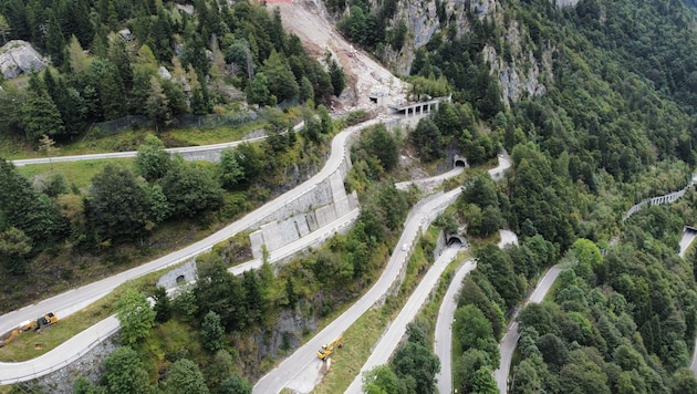 Die Straße über den Plöckenpass verbindet Kärnten mit Italien.