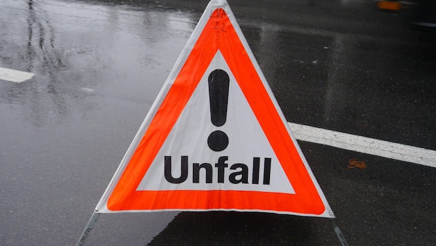 Zu einem Autounfall kam es in Osttirol. Wer den Wagen gelenkt hat, ist noch unklar. Symbolfoto