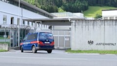 Der 14-jährige Verdächtige sitzt in der Justizanstalt Innsbruck in U-Haft.