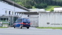 Der Verdächtige sitzt jetzt wieder in Untersuchungshaft.