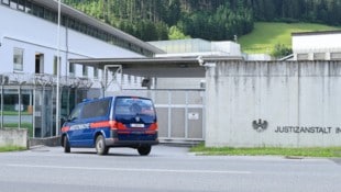 Die Vorfälle spielten sich hinter den Mauern der Justizanstalt ab.