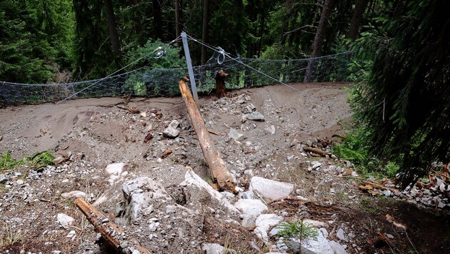 Geröll und Schlamm müssen erst wieder beseitigt werden.