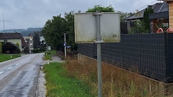 Hier sollte eigentlich eine Ortstafel zu sehen sein.