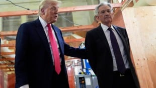 US-Präsident Trump und Fed-Chef Powell trugen ihren Konflikt auch auf offener Bühne aus.