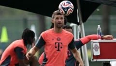 Trotz seines bevorstehenden Wechsels wurde Thomas Müller an der Säbener Straße gesichtet.