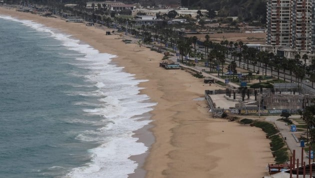 In Chile (Bild) wurde die Tsunami-Warnung inzwischen wieder aufgehoben. Mit den meisten Schäden ...
