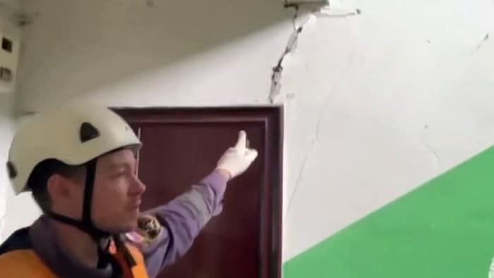 Schäden an einem Haus auf Kamtschatka