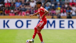 Adam Aznou verließ den FC Bayern für Everton.