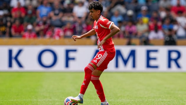 Adam Aznou verließ den FC Bayern für Everton.