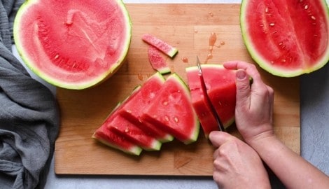 Im Sommer bieten Wassermelonen die perfekte Erfrischung: Sie sind süß mit geringem Zuckeranteil, ...